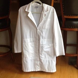 Landau Lab coat